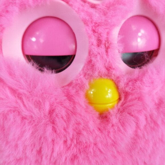 Hasbro Furby Connect Friend Toy  Bluetooth Coral Pink with Mask Tested Working - Picture 10 of 12
